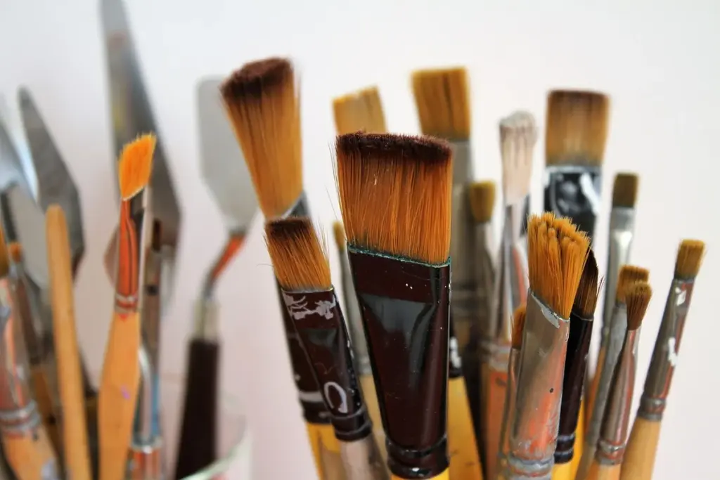What Are the Uses and Hair Care Applications of a Nylon Brush?