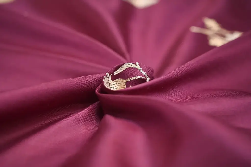 Is Rayon Fabric Safe, Sustainable & Comfortable for Skin & Sleepwear?