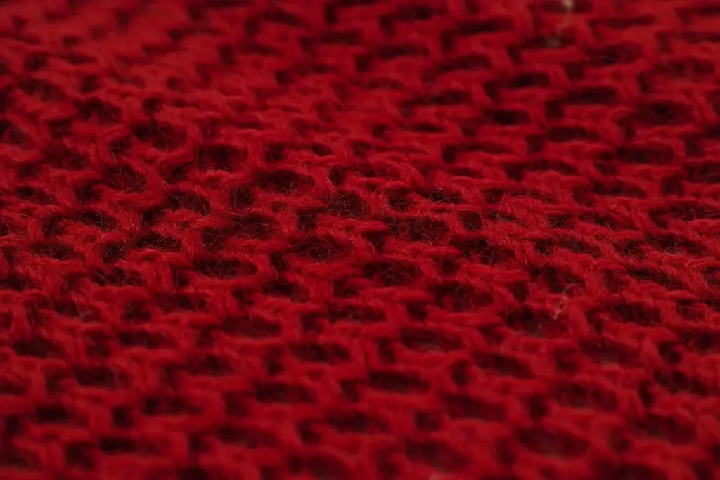 Where Should You Buy Wool Fabric Online and In-Store?